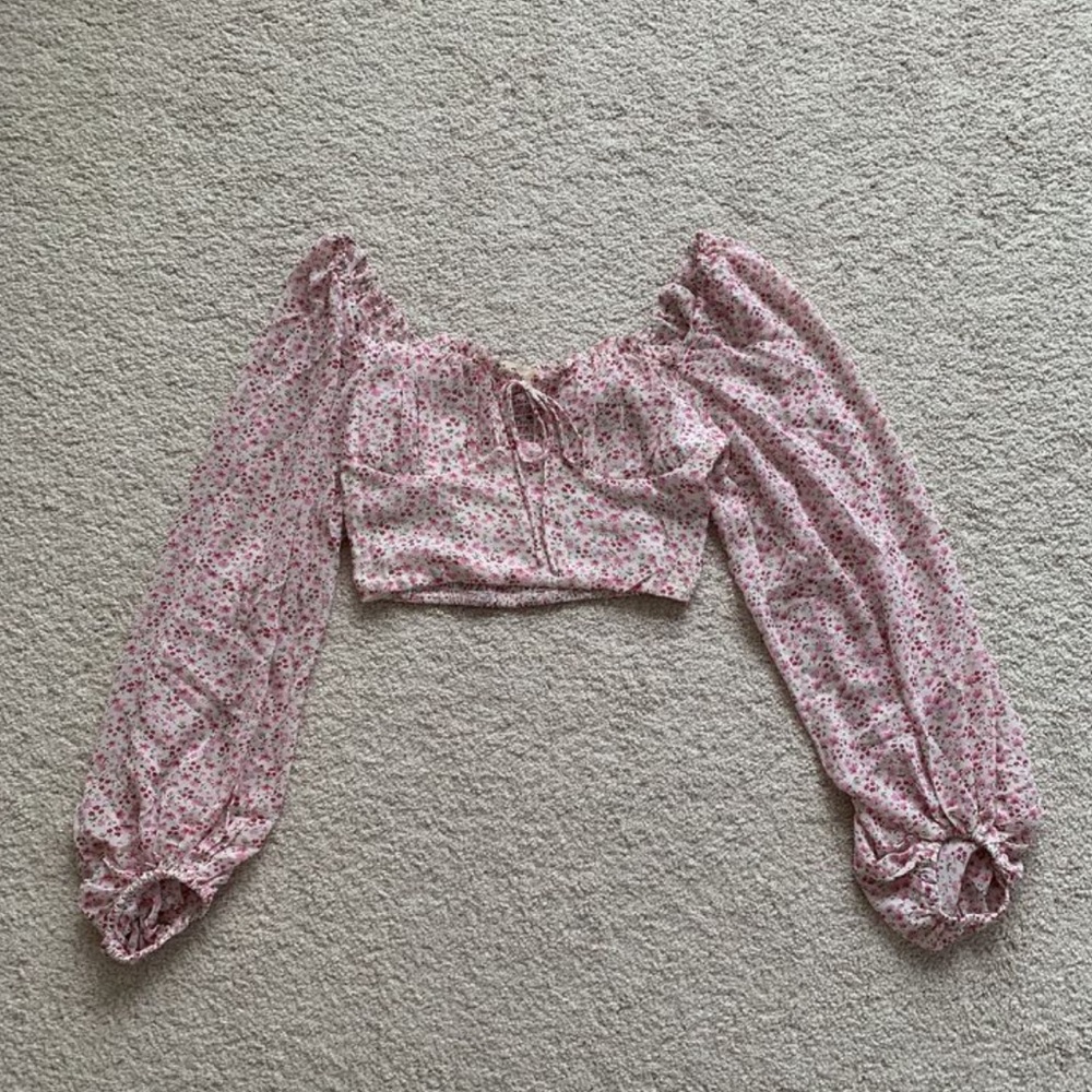 Sundae Muse pink floral longsleeve top